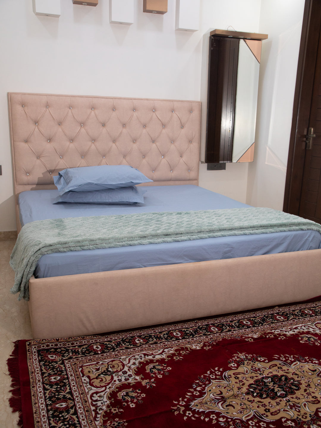 Mint Green Fur AC Room 300 GSM Double Bed Comforter 90x108