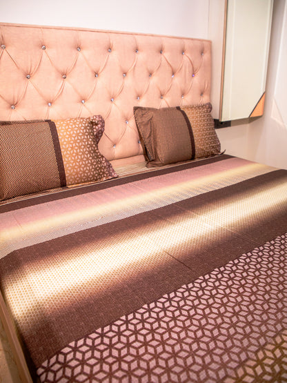 Brown Graphic 100% Cotton Bedsheet With Pillow Covers