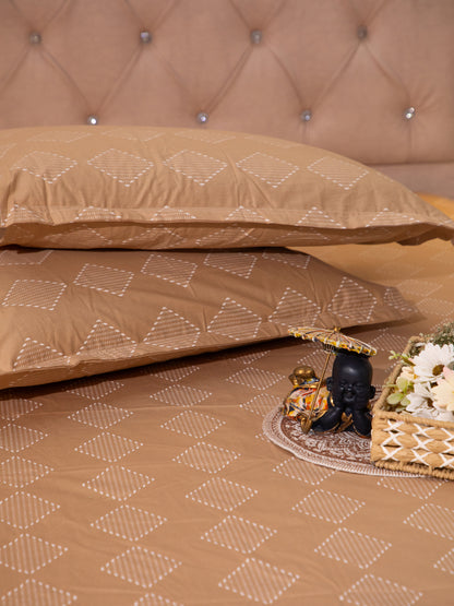 Tan Color 100% Cotton Bedsheet With Pillow Covers And Geometric Pattern