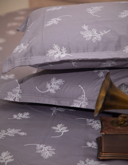 Grey Leaf Print 100% Cotton King Bedsheet With Pillow Covers