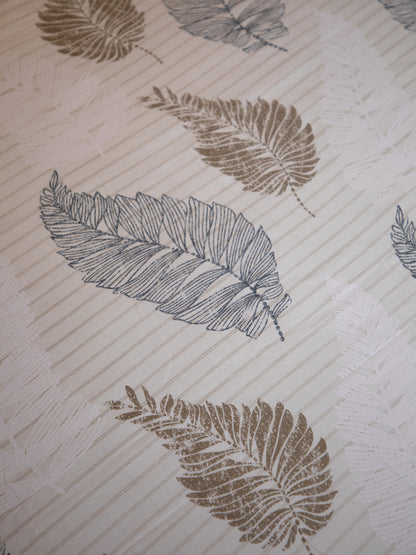 Off White Leaf Print 100% Cotton King Bedsheet With Pillow Covers
