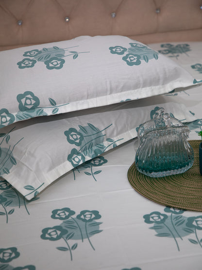 Blue Floral White Base 100% Cotton King Bedsheet With Pillow Covers