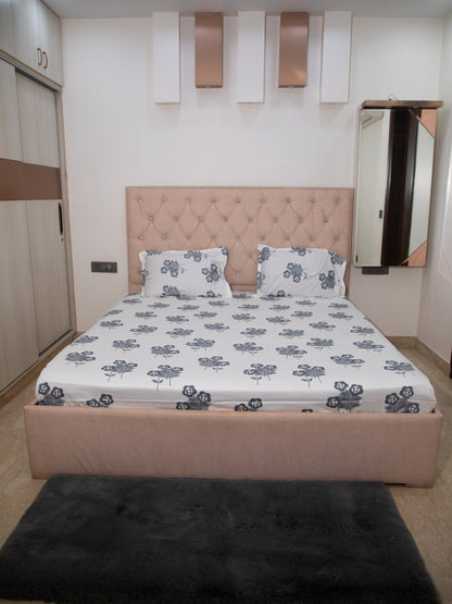 Gray Floral White Base 100% Cotton King Bedsheet With Pillow Covers