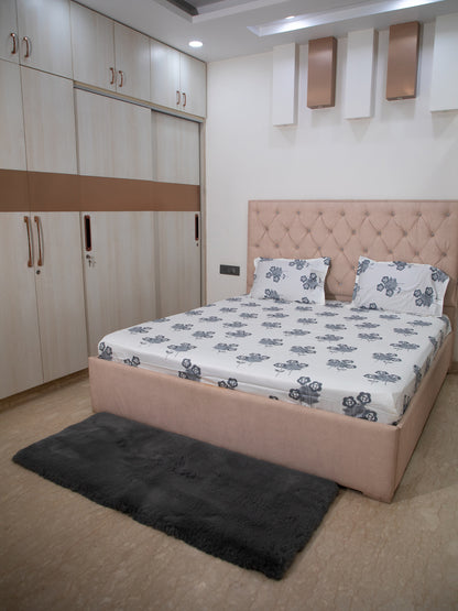 Gray Floral White Base 100% Cotton King Bedsheet With Pillow Covers