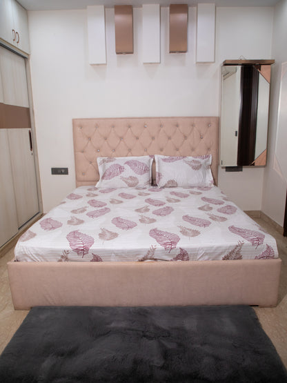 Off Base Leaf Print 100% Cotton King Bedsheet With Pillow Covers