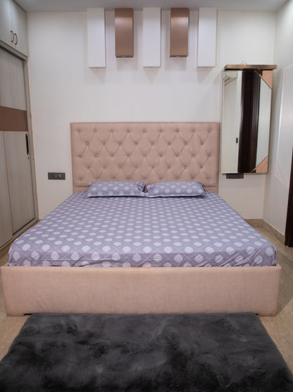 Purple Base Motif Print 100% Cotton King Bedsheet With Pillow Covers