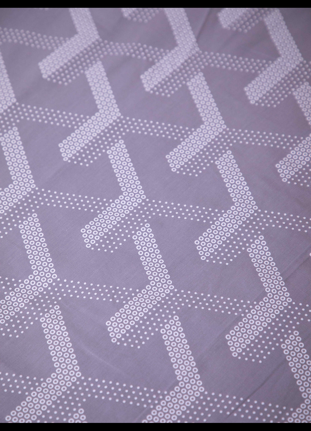 Purple Geometrical 100% Cotton King Bedsheet With Pillow Covers