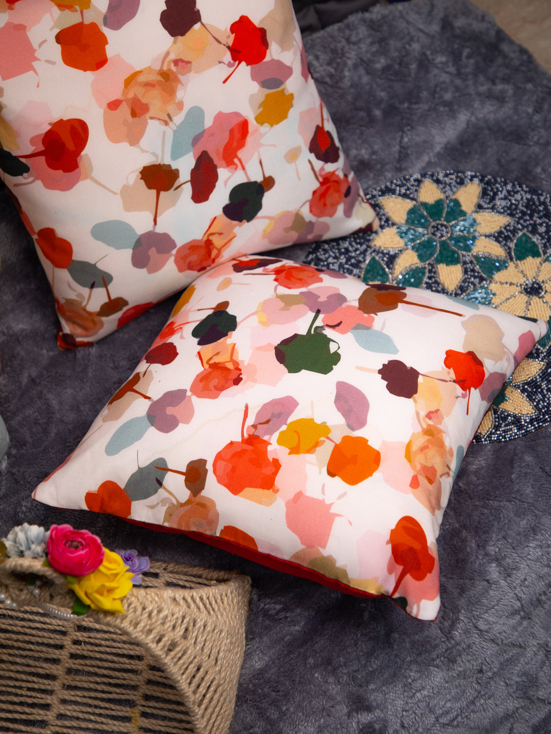 Set Off 2 Multicolor Cotton Flower Square Cushion Cover