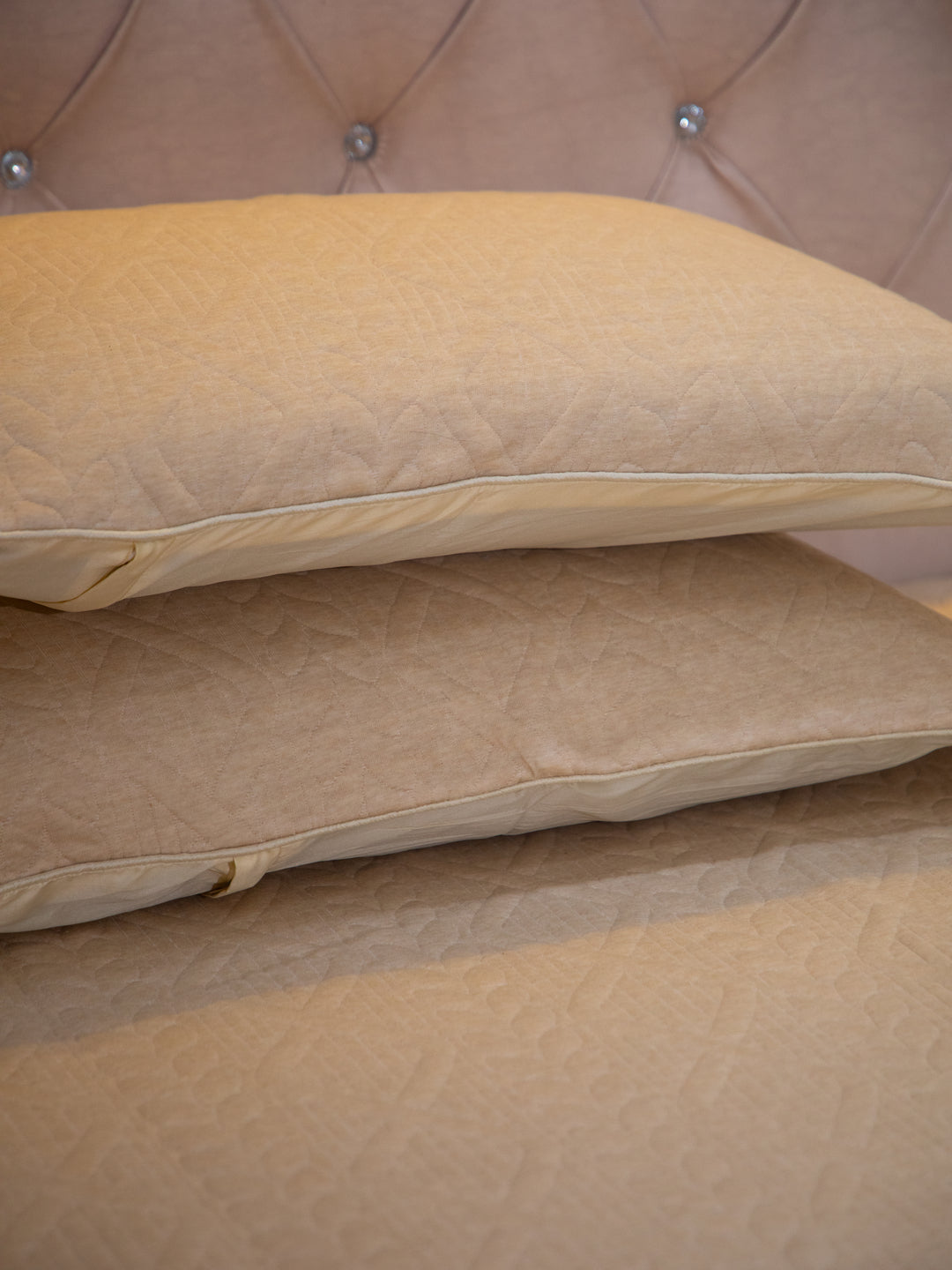 Cream Textured  Cotton Double Bedcover With 2 Pillow Covers