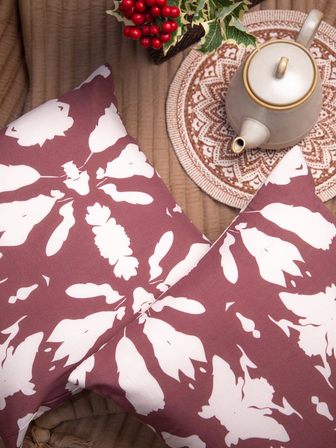 Set Off 2 Light Maroon And Peach Cotton Square Cushion Cover