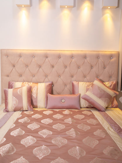 Peach Cotton Double Bedcover With 2 Pillow Covers and 2 Cushion Covers, 1 Highlighter