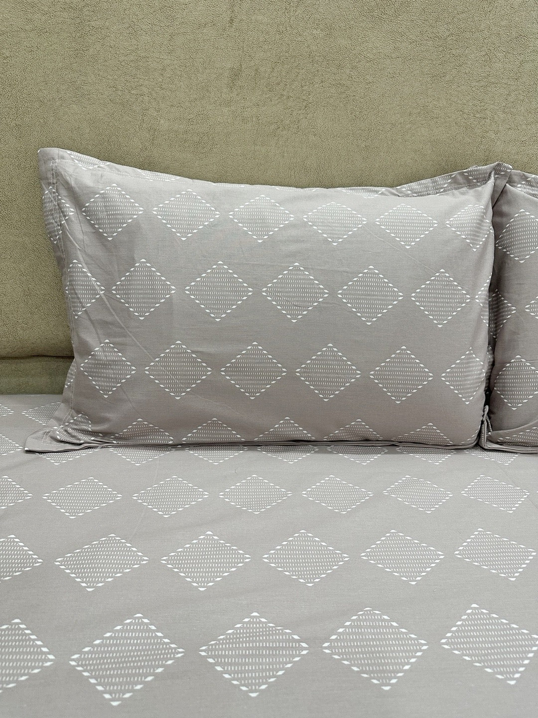 Grey Base 100% Cotton Bedsheet With Pillow Covers &amp; Geometric Pattern
