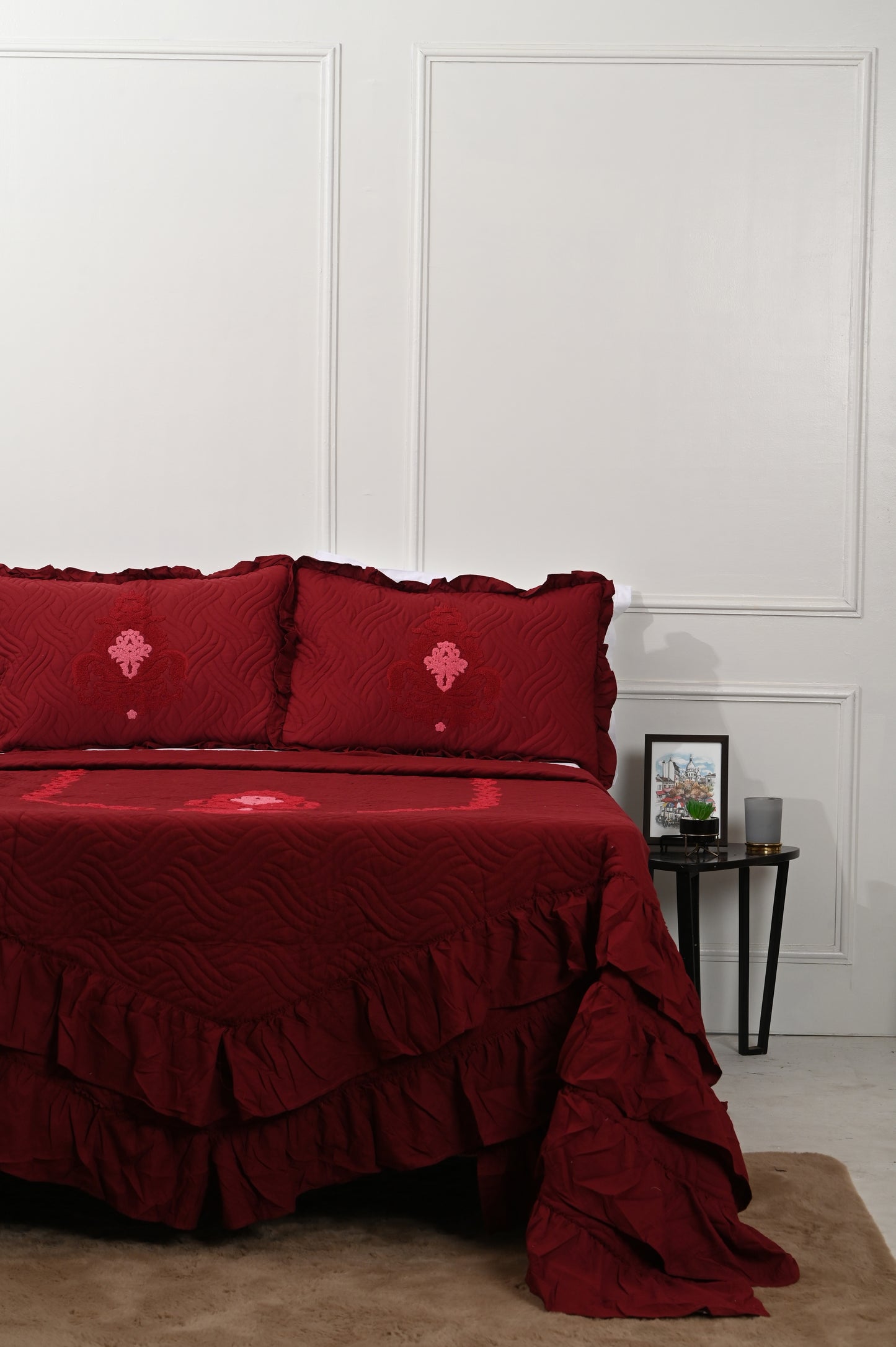 Embroidered Cotton Marron Color King Size Bedsheet for Double Bed with Two Pillow Covers